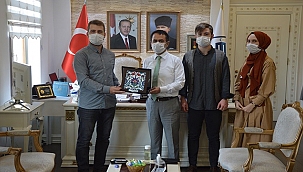 ULUSLARARASI SOSYAL SORUMLULUK DERNEĞİNDEN VALİ AKTAŞ'A ZİYARET