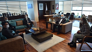 ÇOMÜ HEYETİNDEN BAŞKAN GÖKHAN'A ZİYARET