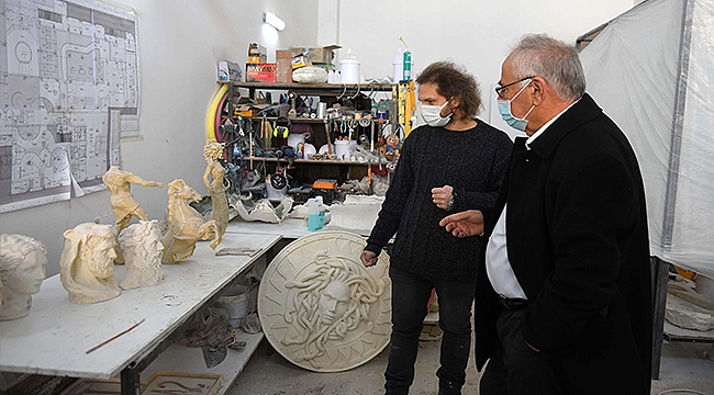 GENÇ SANATÇILARIN ÇALIŞMALARI GÖZ DOLDURUYOR