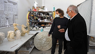 GENÇ SANATÇILARIN ÇALIŞMALARI GÖZ DOLDURUYOR