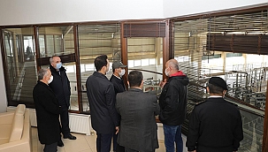 SEMİZOĞLU SÜT İŞLEME TESİSİ VE ZEYTİNYAĞI FABRİKASINI ZİYARET ETTİ