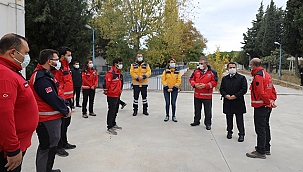 VALİ AKTAŞ, ÇANAKKALE ULUSAL MEDİKAL KURTARMA EKİBİNİ ZİYARET ETTİ