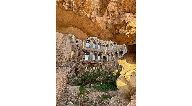 VALİ AKTAŞ, TROYA MİLLİ PARKINDA İNCELEMELERDE BULUNDU