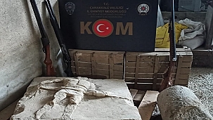 KAÇAKÇILIK OPERASYONUNDA GLADYATÖR MERMER STELİ BULUNDU!