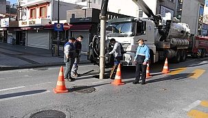 YAĞMURSUYU VE KANALİZASYON HATLARI TEMİZLENDİ