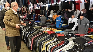 BAŞKAN GÖKHAN SALI PAZARINDA