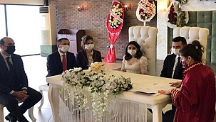 VALİ AKTAŞ, BOZCAADA KAYMAKAMI BAHAR KAYA'NIN NİKAH ŞAHİDİ OLDU