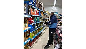 AYVACIK BELEDİYESİ'NDEN MARKETLERE DENETİM