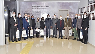 BAŞKAN ERDOĞAN'DAN MUHTARLARA DİZÜSTÜ BİLGİSAYAR