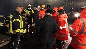 VALİ AKTAŞ, YANGIN ÇIKAN GEMİDE İNCELEMELERDE BULUNDU