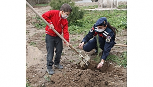 "FİDAN HAYATTIR, ORMAN GELECEK!"