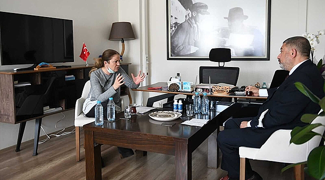 REBİYE ÜNÜVAR VE PROF. DR. DEMİR, PANDEMİNİN 65 YAŞ ÜZERİNE ETKİLERİNİ KONUŞTU