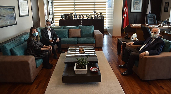 AKBANK ŞUBE MÜDÜRÜ KORKMAZ'DAN BAŞKAN GÖKHAN'A ZİYARET