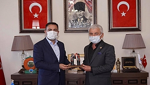 BAŞKAN ERDOĞAN VE MUHTARLARDAN FİNİKE'YE ÇIKARMA