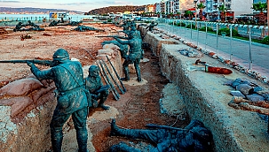 OPET TARİHE SAYGI PROJESİ "BİR DESTANDIR GELİBOLU"ADIYLA KİTABA DÖNÜŞTÜ