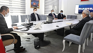 VALİ AKTAŞ, İLÇE KAYMAKAMLARI İLE TAM KAPANMA TEDBİRLERİNİ DEĞERLENDİRDİ