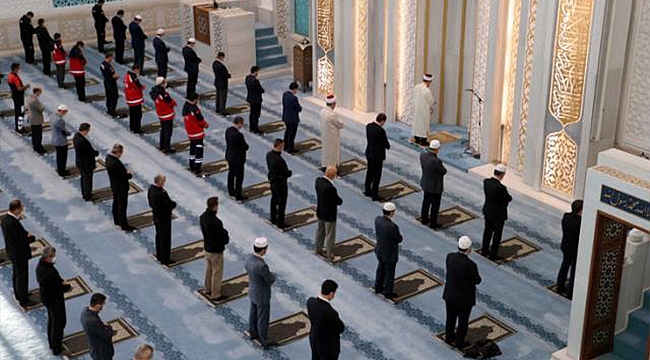 ''VATANDAŞLAR MAHALLEDEKİ CAMİLERE GİDEREK NAMAZ KILABİLECEK'