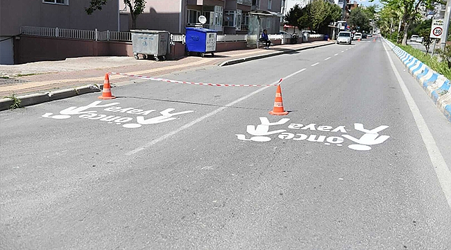 YAYA YOLU ÇİZGİLERİ YENİLENİYOR