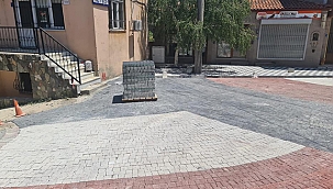 AYVACIK'TA İLÇE MEYDANLARI YENİLENİYOR