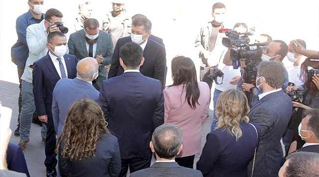 BAKAN SELÇUK İLK VALİ AKTAŞ'I ZİYARET ETTİ