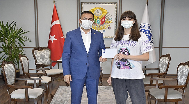 Başkan erdoğan, gülse tetik'i tebrik etti
