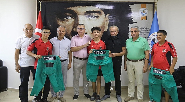 BAŞKAN ARSLAN'A ZİYARET