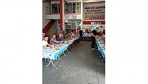 KAHVALTIDA BİR ARAYA GELDİLER