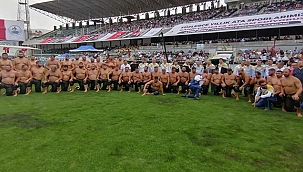 GEYİKLİ'Yİ PAMUKKALE'DE TEMSİL ETTİLER