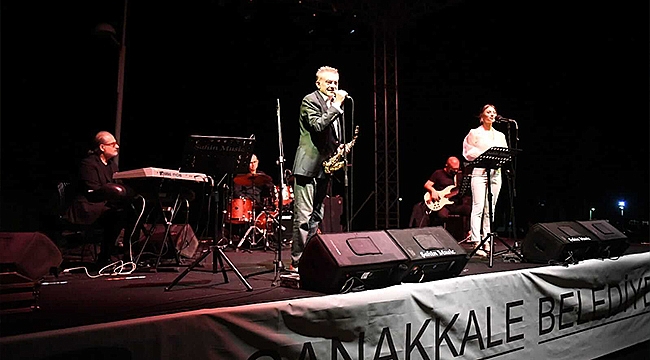 MÜZİK GECELERİ", KÜRŞAT BAŞAR ORKESTRASI, CÜNEYT ÖZDEMİR VE PİCK UP KONSERLERİ İLE BAŞLADI
