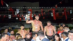 TARİHİ ÇARDAK GÜREŞLERİNİN BAŞPEHLİVANI NEDİM GÜREL OLDU