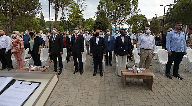 "AB SAVUNDUĞU DEĞERLERİ KAĞIT ÜZERİNDE BIRAKMAMALI ARTIK"