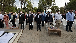 "AB SAVUNDUĞU DEĞERLERİ KAĞIT ÜZERİNDE BIRAKMAMALI ARTIK"