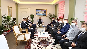 BAKAN YANIK, ÇANAKKALE VALİLİĞİNİ ZİYARET ETTİ