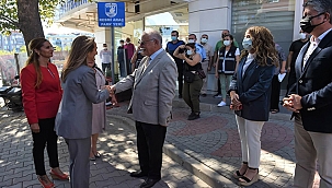 BAŞKAN GÖKHAN, CHP KADIN KOLLARI GENEL BAŞKANI NAZLIAKA'YI AĞIRLADI