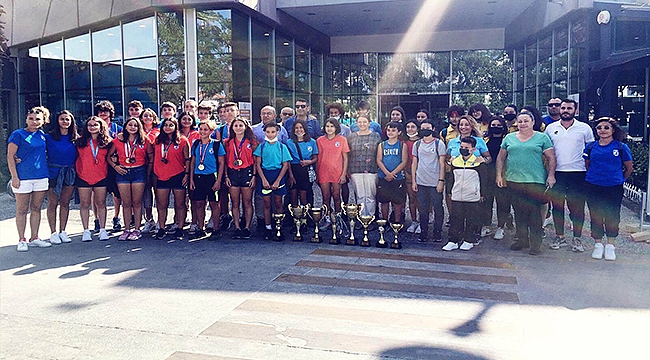 ÇANAKKALE BELEDİYESPOR YÖNETİMİ SPORCULARLA KAHVALTI ETKİNLİĞİNDE BİR ARAYA GELDİ