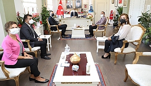 ÖĞRETMENLERDEN VALİ AKTAŞ'A ZİYARET