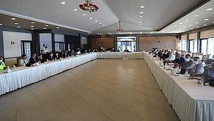 VALİ AKTAŞ BAŞKANLIĞINDA EĞİTİM VE ÖĞRETİM YILI HAZIRLIK TOPLANTISI YAPILDI