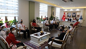 VALİ AKTAŞ, KARATE BRANŞINDA BAŞARILI SPORCULARI KABUL ETTİ