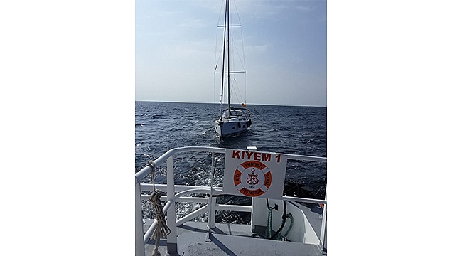 YAKITI AZALAN TEKNE EMNİYETLE YANAŞTIRILDI