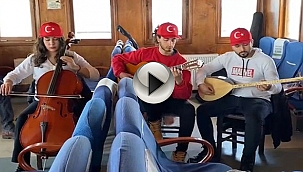 GESTAŞ VAPURUNDA CUMHURİYET COŞKUSU