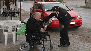JANDARMADAN YAŞLILARA ZİYARET