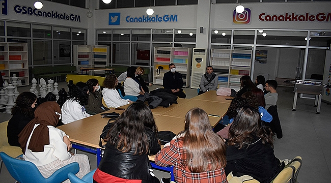 İŞKUR İL MÜDÜRÜ YAVUZ, GENÇLERLE BİR ARAYA GELDİ