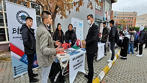 İŞKUR TÜM BİRİMLERİYLE KAMPÜSTE ÖĞRENCİLERLE BİR ARAYA GELİYOR 