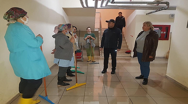 BİGA BELEDİYESİ EKİPLERİ CANLA BAŞLA MÜDAHALE ETTİ