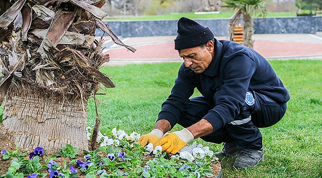 BİGA'NIN HER KÖŞESİNDE ÇALIŞMALAR ARALIKSIZ SÜRÜYOR