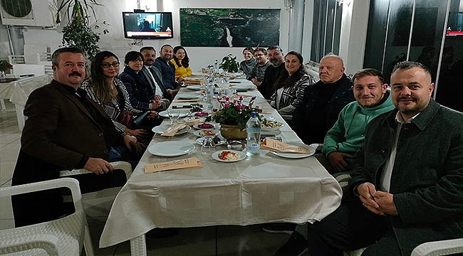 BAŞKAN UYGUN, GAZETECİLERİ AĞIRLADI