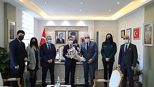 DÜNYA GÜMRÜK GÜNÜ MÜNASEBETİYLE VALİ AKTAŞ'A ZİYARET