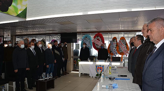 BAŞKAN YILMAZ TEBRİK ETTİ