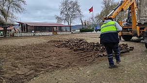 AYVACIK BELEDİYESİ ATATÜRK KÜLTÜR PARKI'NI YENİLİYOR 
