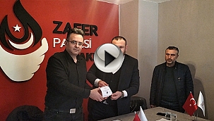 EYT'LİLERDEN ZAFER PARTİSİ'NE ZİYARET
